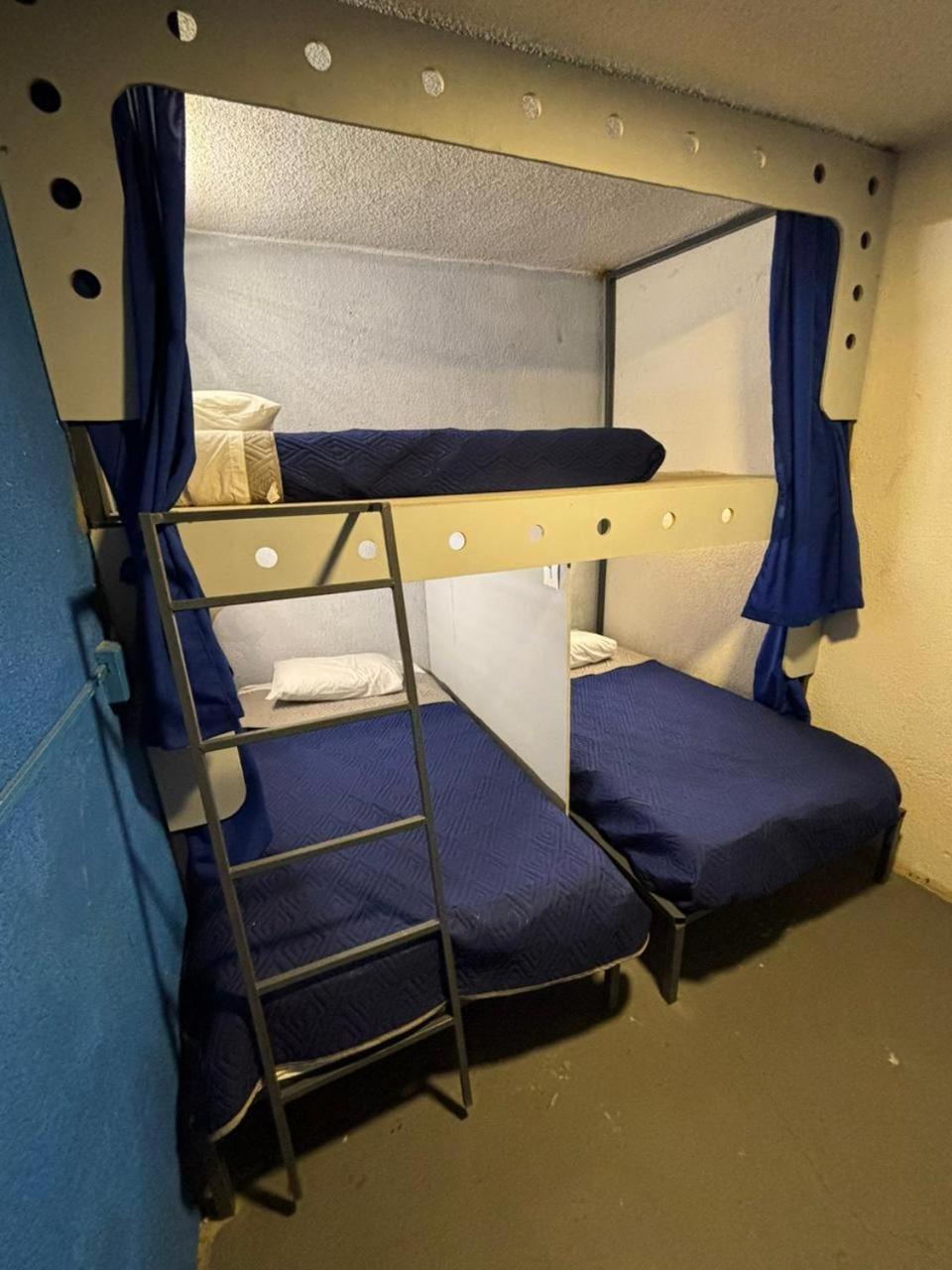Roomies Hostel - World Trade Center Mexico City Luaran gambar